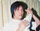 岡本吉郎さん